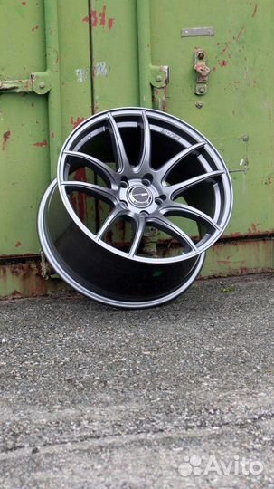 Новый комплект дисков Work Cr-Kai R18