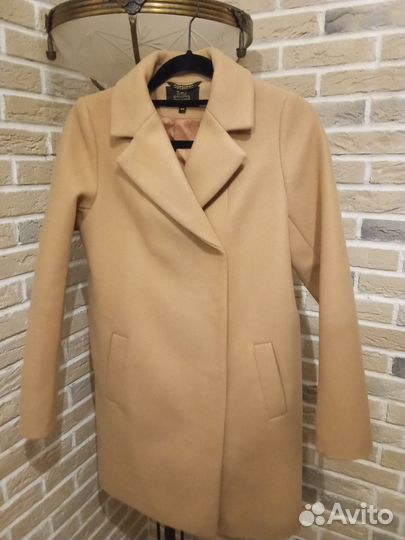 Пальто женское 44