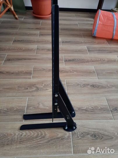 Кронштейн для телевизора