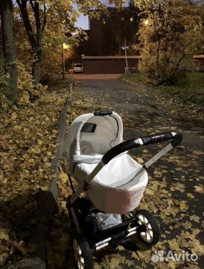 Прогулочная коляска 2 в 1