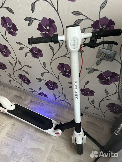 Электросамокат kugoo es2