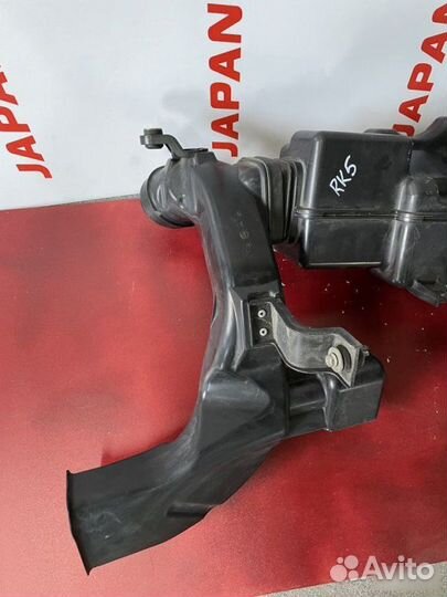 Нижняя часть корпуса воздушного Honda Stepwgn RK1