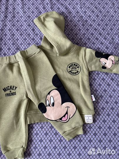 Теплый костюм для мальчика новый