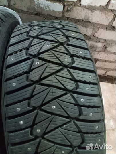 Goodyear Ultragrip 600 225/55 R17 101T