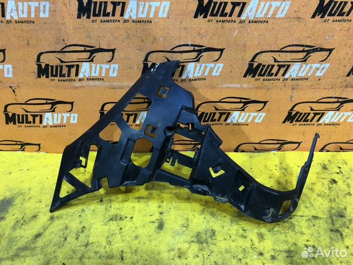 Каркас бампера передний правый Mercedes S-Classe