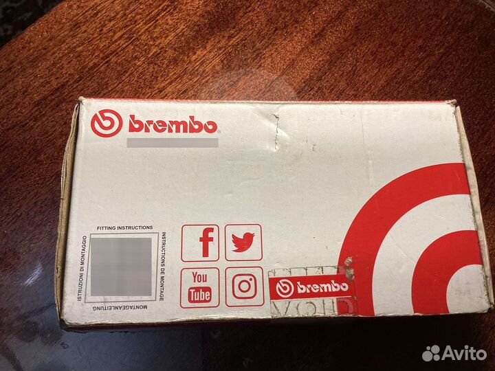 Тормозные колодки передние Мицубиси L300, L400