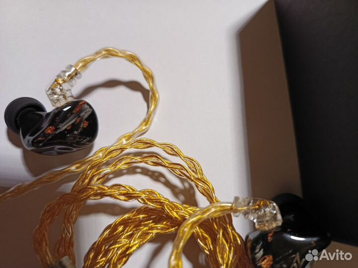 Проводные наушники EPZ Q1