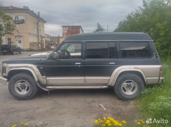 Nissan Safari 4.2 AT, 1993, 239 000 км