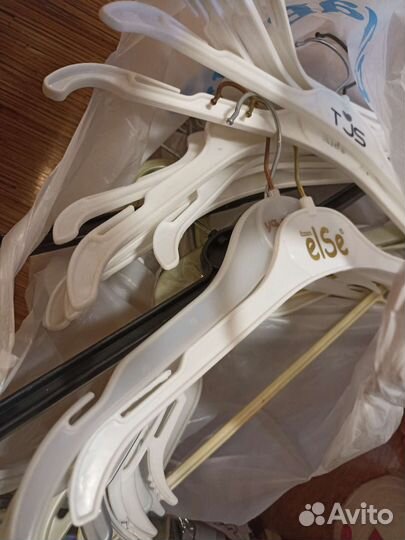 Вешалки плечики детские