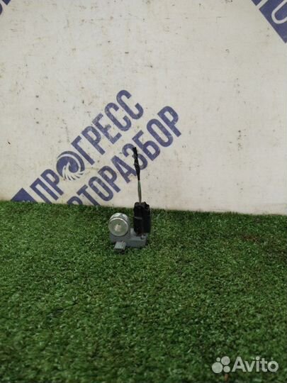 Датчик удара Jaguar Xf седан 3.0 2008