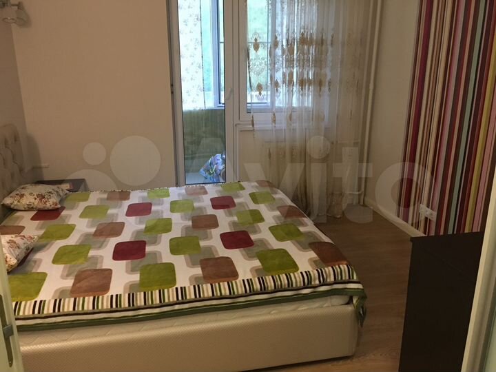 2-к. квартира, 55 м², 3/18 эт.