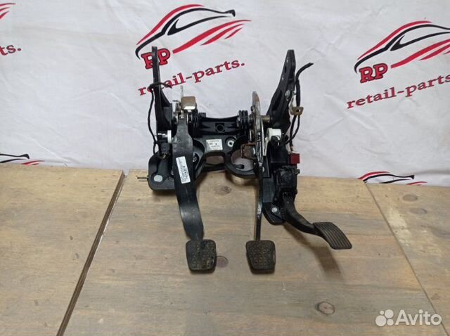 Педальный узел Opel Astra J хэтчбэк a16let 2011