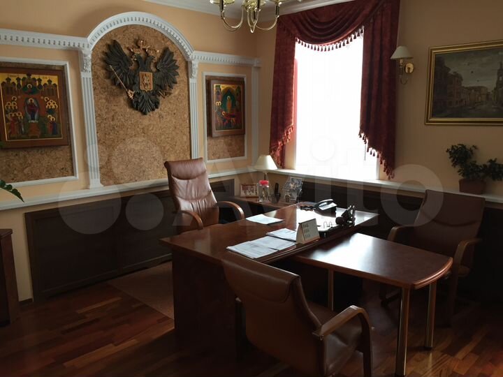 Продам 2-х этажное здание, 808 м², хороший ремонт