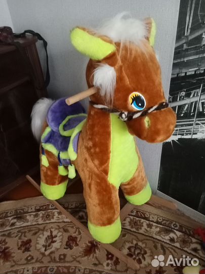 Лошадь качалка