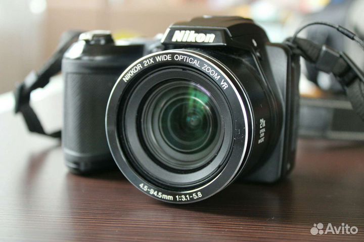 Компактный фотоаппарат