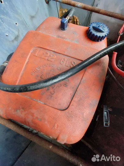 Лодочный мотор