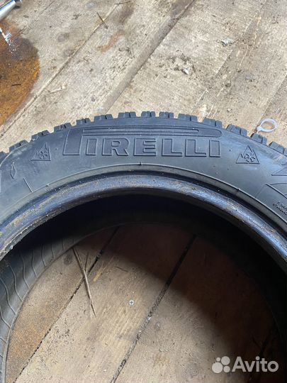 Pirelli Winter 160 Studdable Plus 185/65 R15