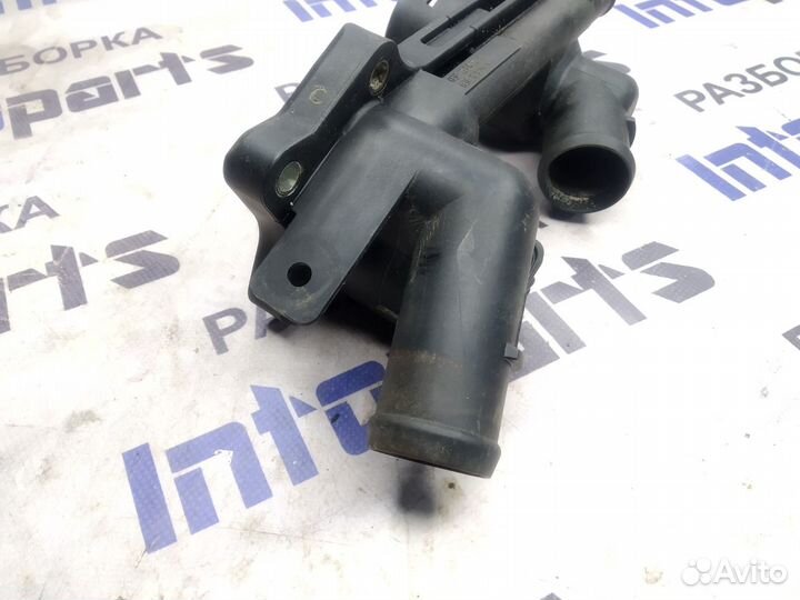 Корпус термостата Skoda Yeti 5L 1.2 TSI cbzb 2010