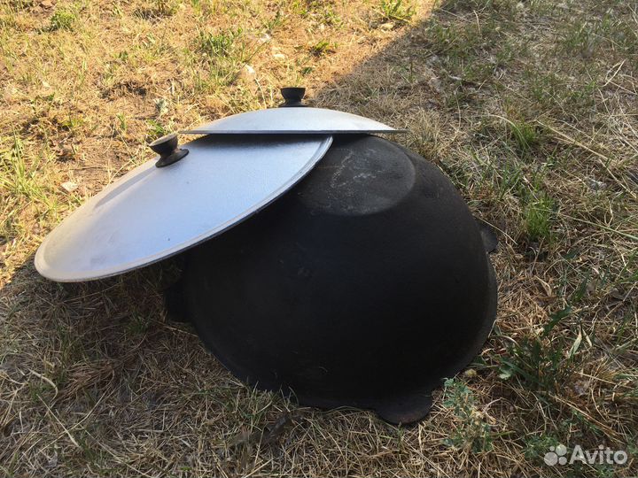 Казан чугунный