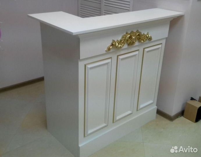 Стойка администратора