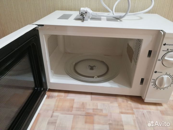 Микроволновая печь Midea