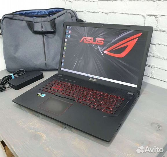 Игровой ноутбук asus 17.3