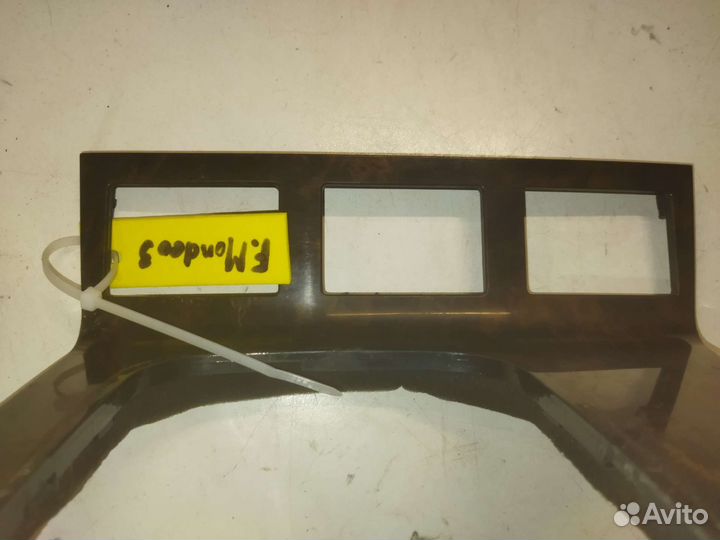 Накладка салонная на селектор Ford Mondeo 3