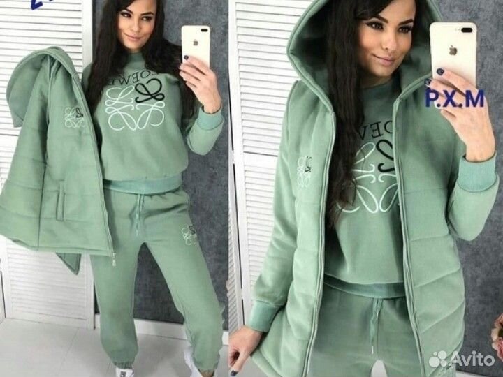Спортивный костюм женский