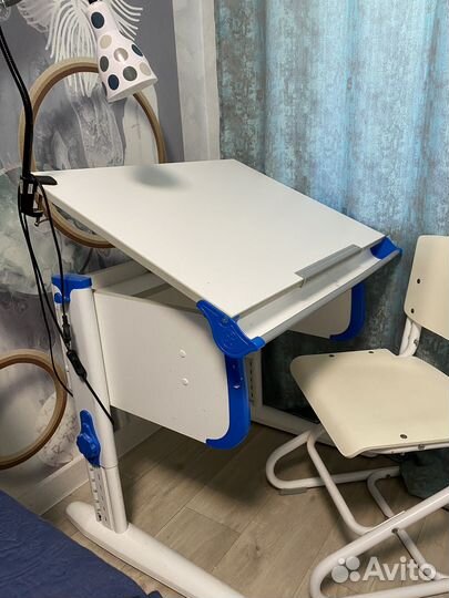 Растущая парта и стул дэми