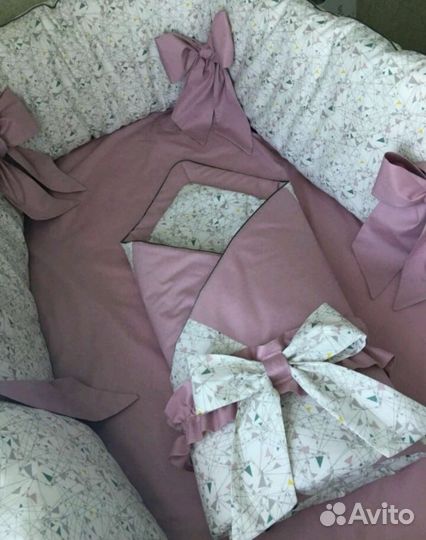 Конверт на выписку и бортики в детскую стандартную