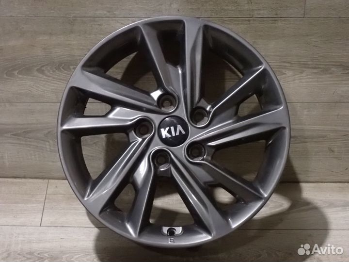 Комплект R16 оригинальных дисков Kia Optima 4