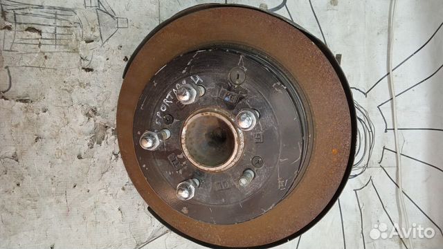 Sportage 4 QL 18г Кулак задний левый Kia