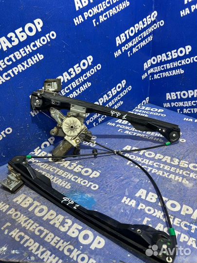 Передний правый стеклоподъемник Ford Focus 1 седан