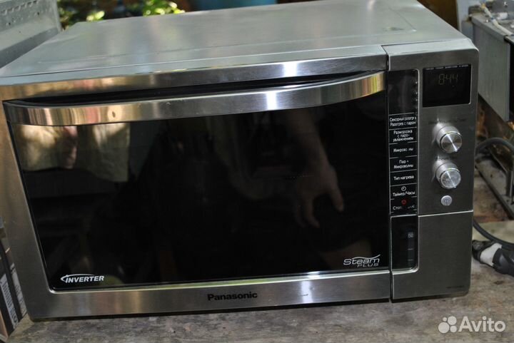 Микроволновая печь Panasonic inverter c паром