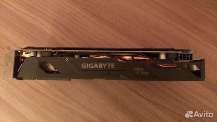 Видеокарта для игр Gigabyte Rx 570 4Gb
