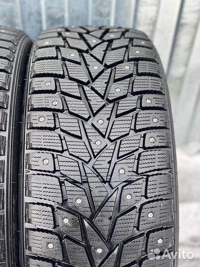 Dunlop SP Winter Ice 02 245/40 R20 99T
