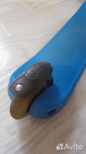 Самокат трехколёсный Globber