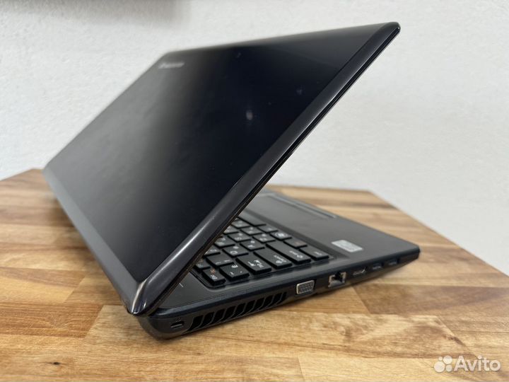 Мощнейший Lenovo Core i5-3210M 8Gb SSD+HDD идеал