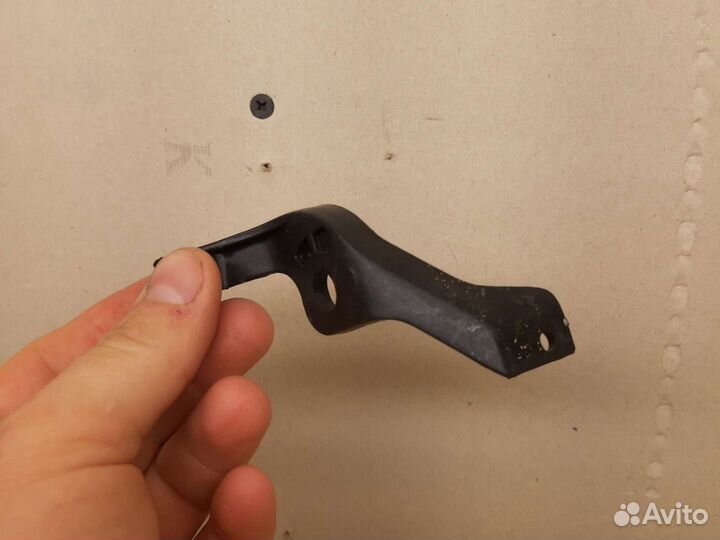 Кронштейн фары Honda CR-V