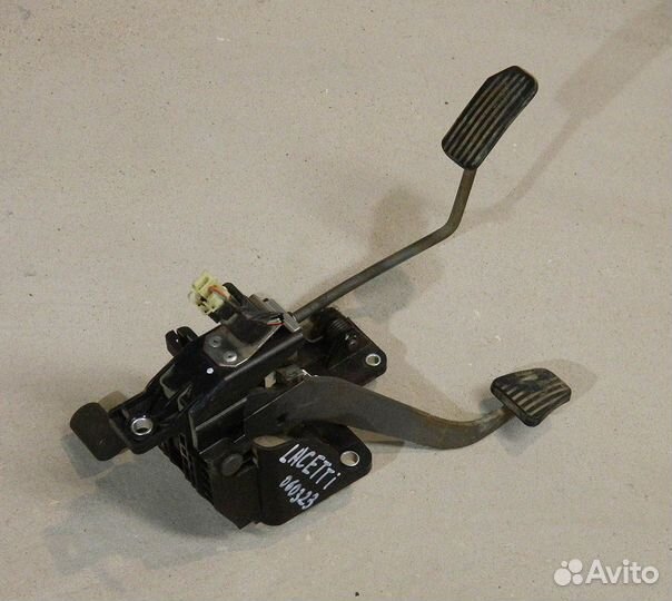 Педальный узел Lacetti