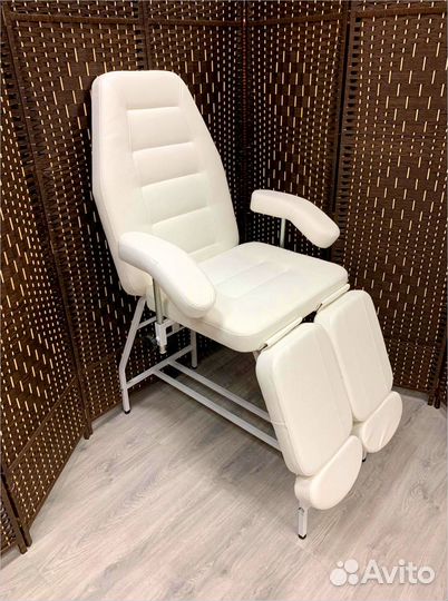 Педикюрное кресло
