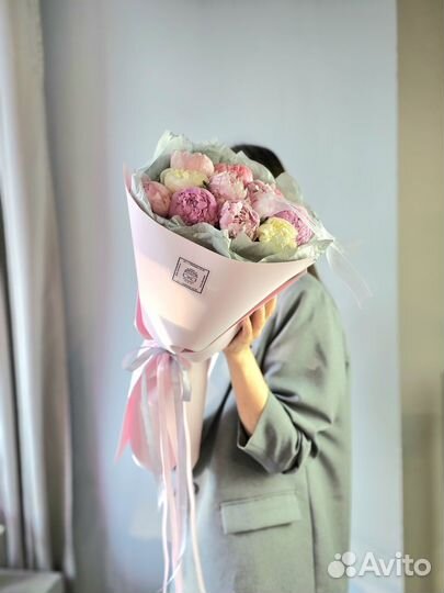 Букет пионов с доставкой