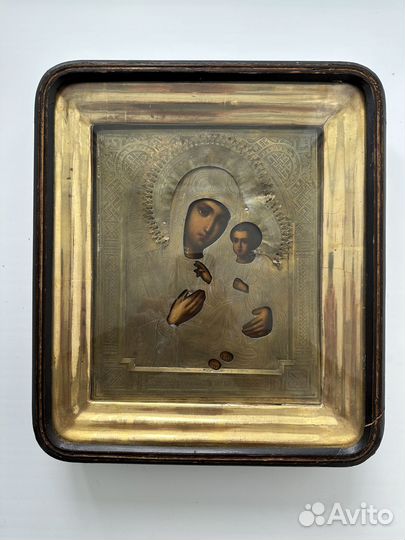 Старинная икона Иверской Богородицы