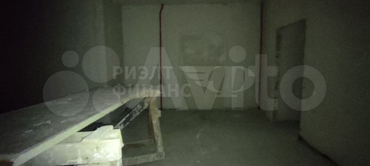 3-к. квартира, 95 м², 1/3 эт.