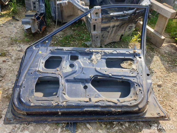 Дверь передняя правая mitsubishi lancer V лансер 5