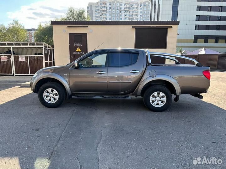 Mitsubishi L200 2.5 AT, 2014, 170 000 км