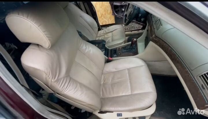 Сидения bmw e38 бежевые