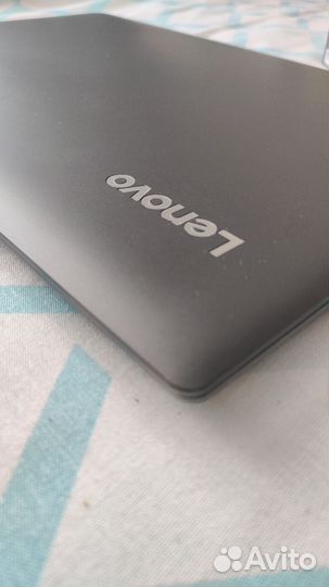 Lenovo ideapad 320 ast