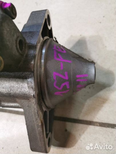 Стартер Toyota Platz SCP11 1szfe 2000