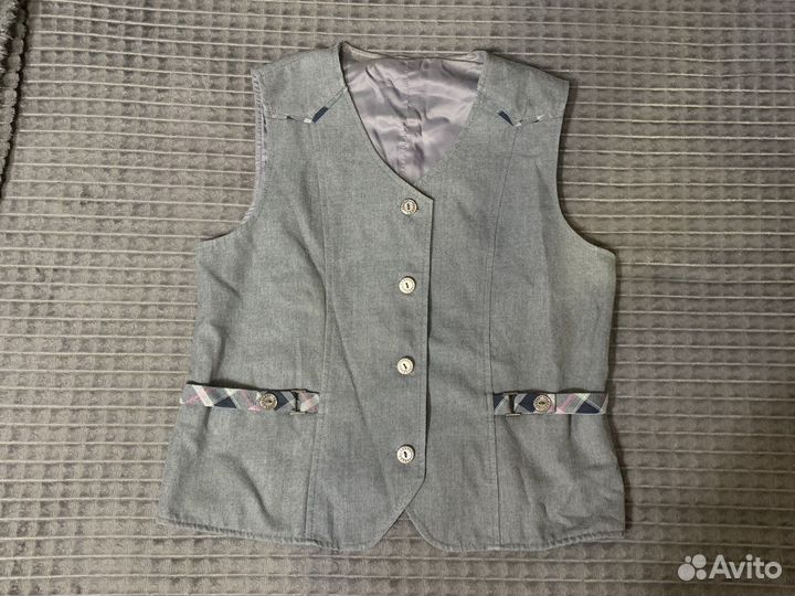 Школьная форма для девочек пакетом 44-46размер